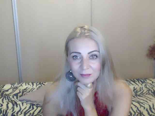 MirabelaSweet webcam
