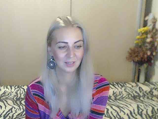 MirabelaSweet webcam