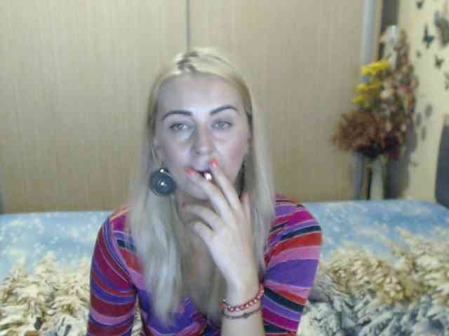 MirabelaSweet webcam