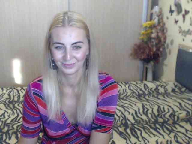 MirabelaSweet webcam