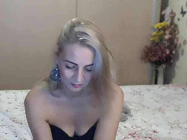 MirabelaSweet webcam