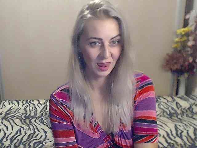 MirabelaSweet webcam