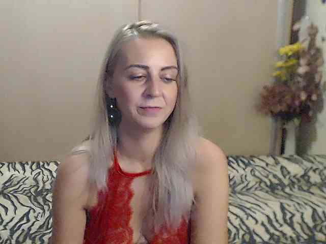 MirabelaSweet webcam