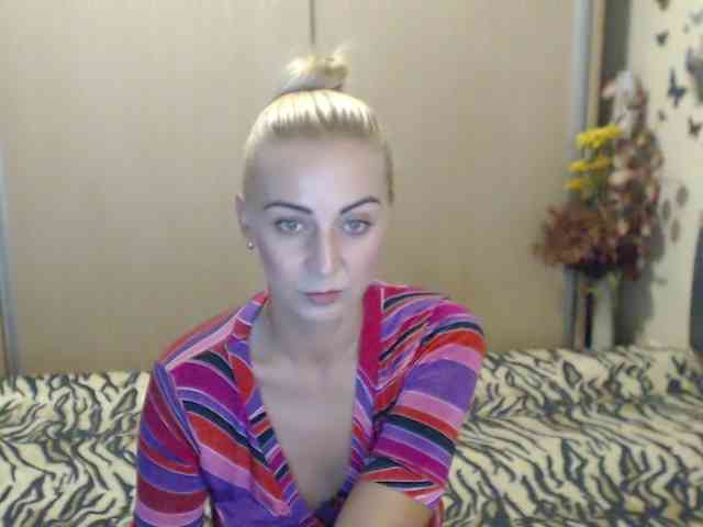 MirabelaSweet webcam