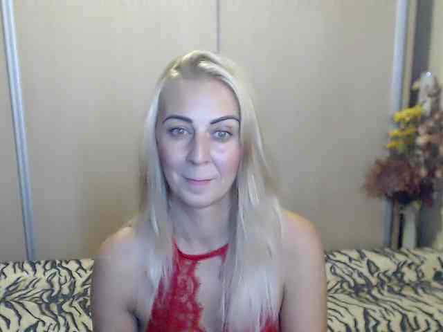 MirabelaSweet webcam