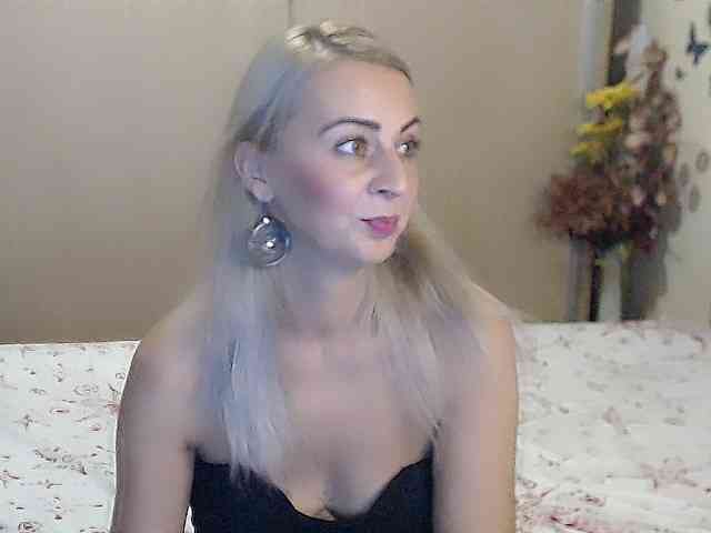 MirabelaSweet webcam