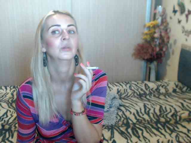 MirabelaSweet webcam