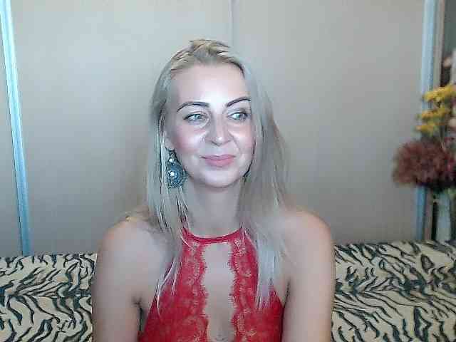 MirabelaSweet webcam
