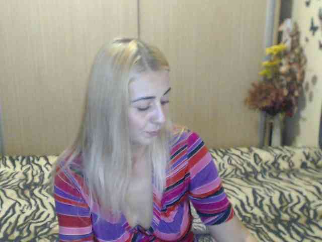MirabelaSweet webcam