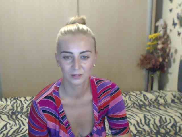 MirabelaSweet webcam