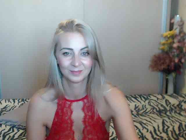 MirabelaSweet webcam