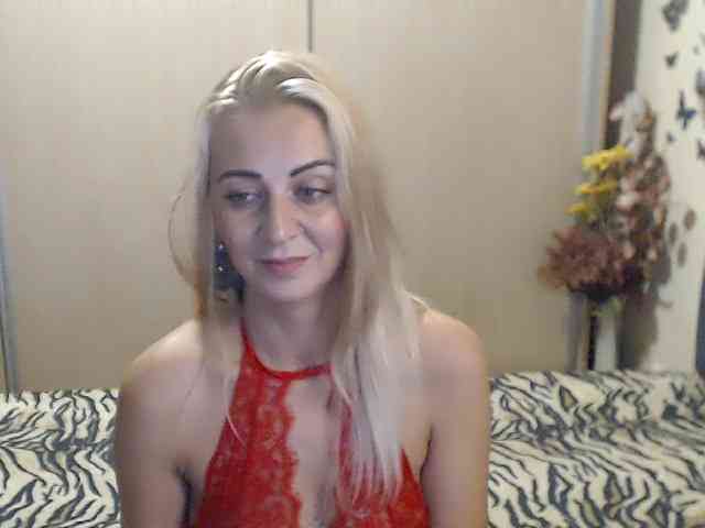 MirabelaSweet webcam