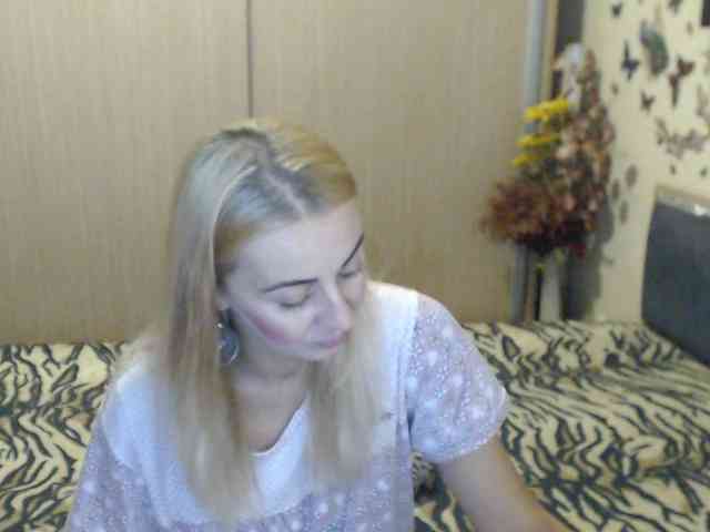 MirabelaSweet webcam