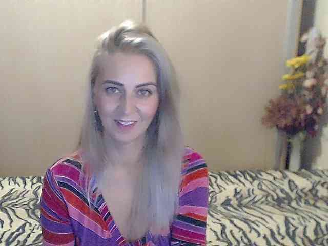 MirabelaSweet webcam