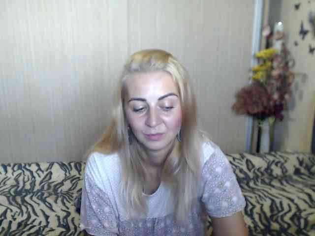 MirabelaSweet webcam
