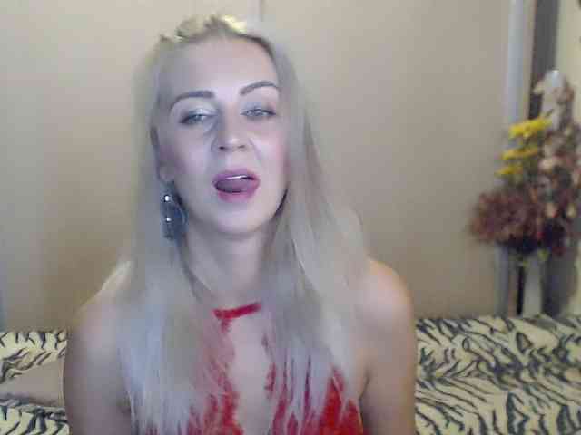 MirabelaSweet webcam
