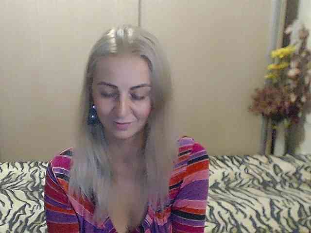 MirabelaSweet webcam