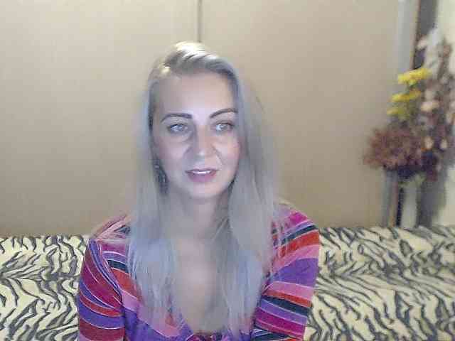 MirabelaSweet webcam