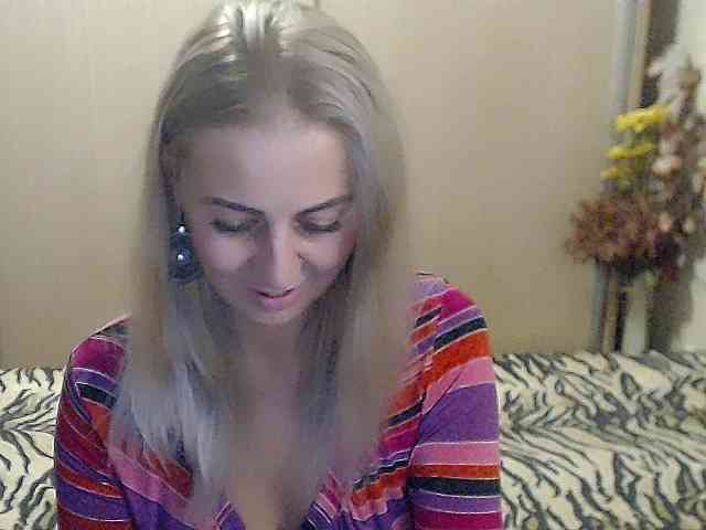 MirabelaSweet webcam