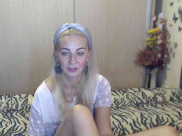 MirabelaSweet webcam