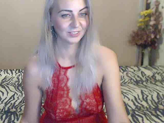 MirabelaSweet webcam