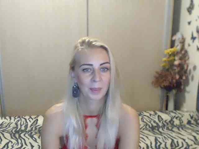 MirabelaSweet webcam