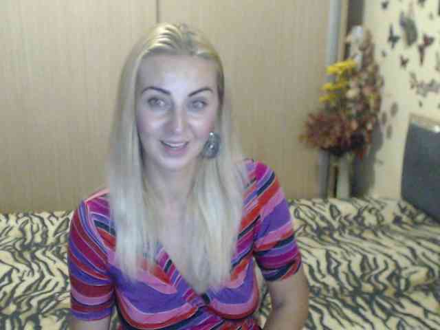 MirabelaSweet webcam