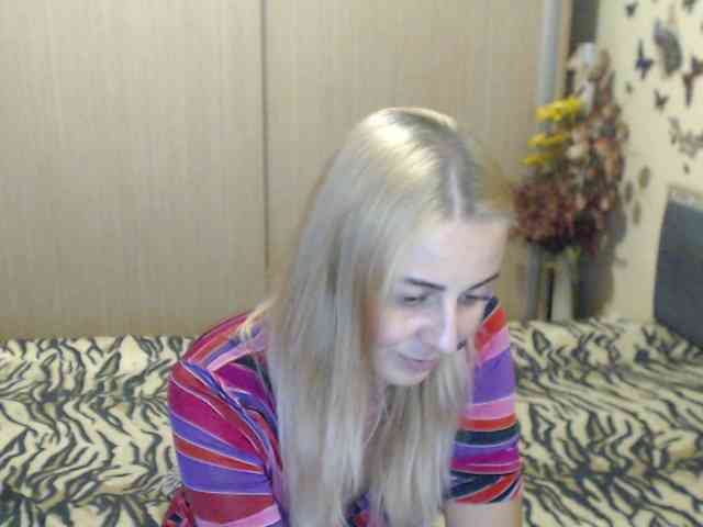 MirabelaSweet webcam