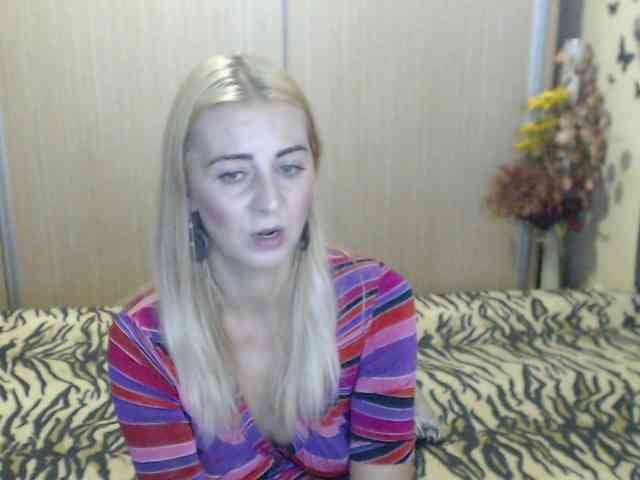 MirabelaSweet webcam