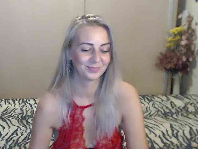 MirabelaSweet webcam