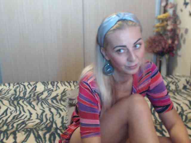 Model: MirabelaSweet