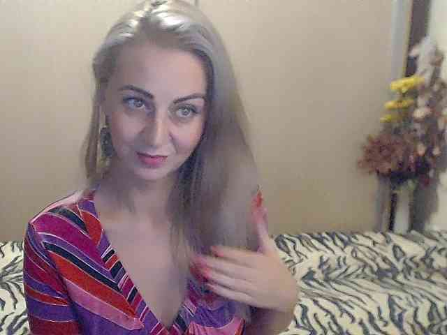 MirabelaSweet webcam