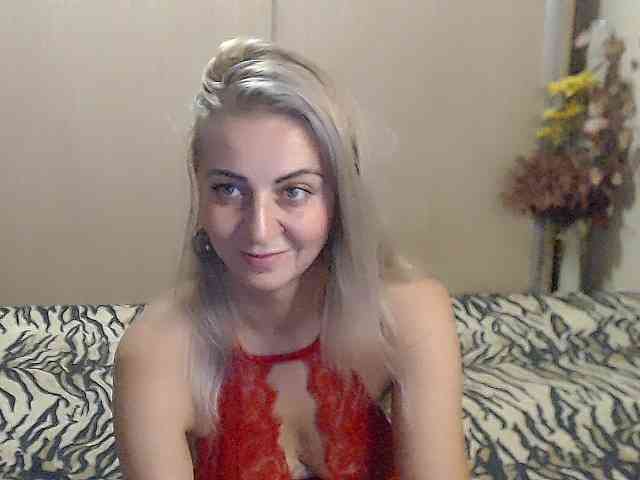 MirabelaSweet webcam