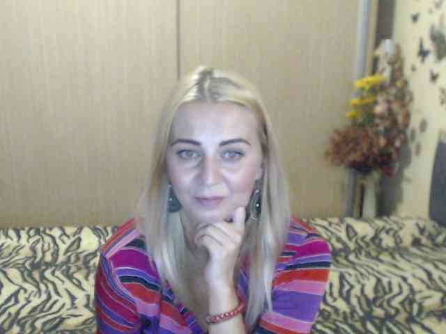 MirabelaSweet webcam