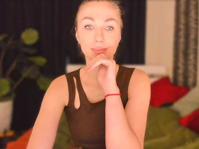 Ukraine777 live cam on BongaCams