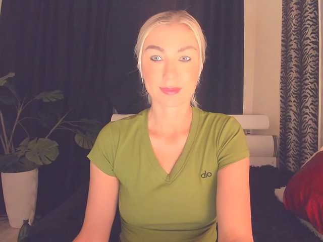 Ukraine777 live cam on BongaCams