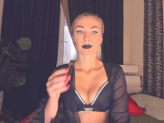 Ukraine777 live cam on BongaCams