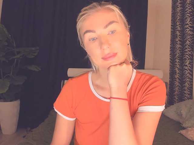 Ukraine777 live cam on BongaCams