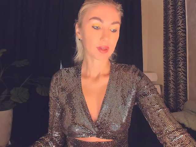 Ukraine777 live cam on BongaCams