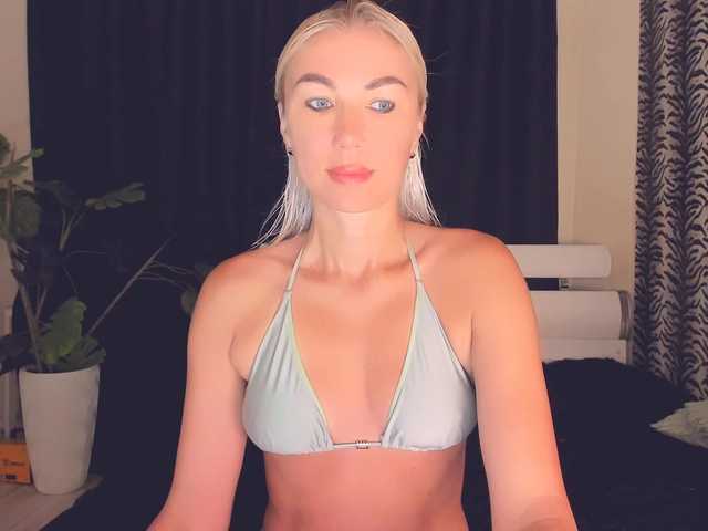 Ukraine777 live cam on BongaCams