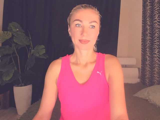 Ukraine777 live cam on BongaCams