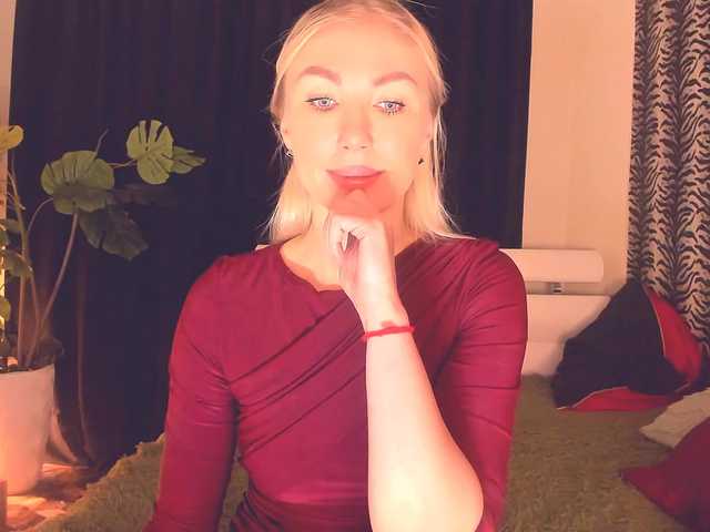 Witchcraft live cam preview
