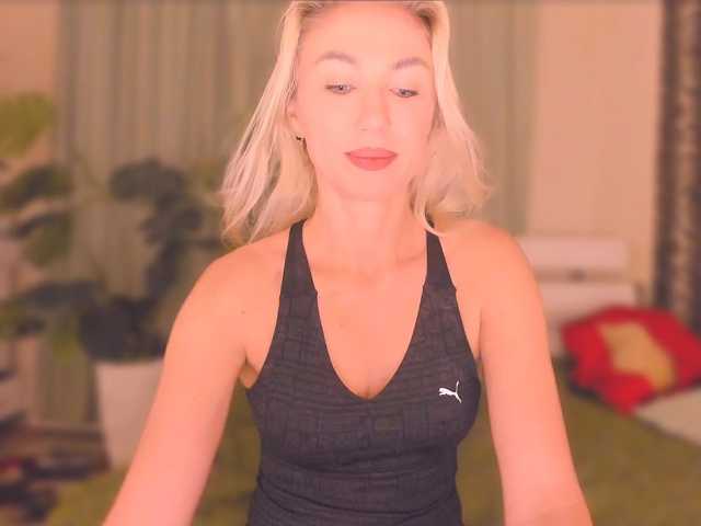 Ukraine777 live cam on BongaCams