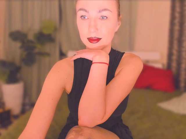 Ukraine777 live cam on BongaCams
