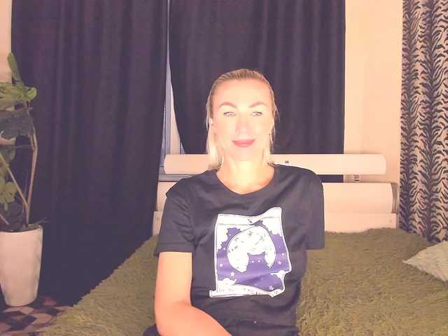 Ukraine777 live cam on BongaCams