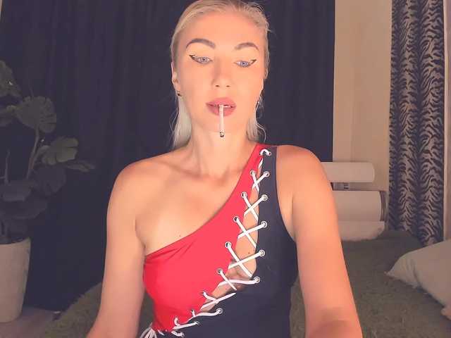 Witchcraft live webcam show