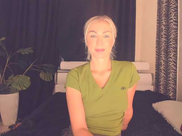 Ukraine777 live cam on BongaCams