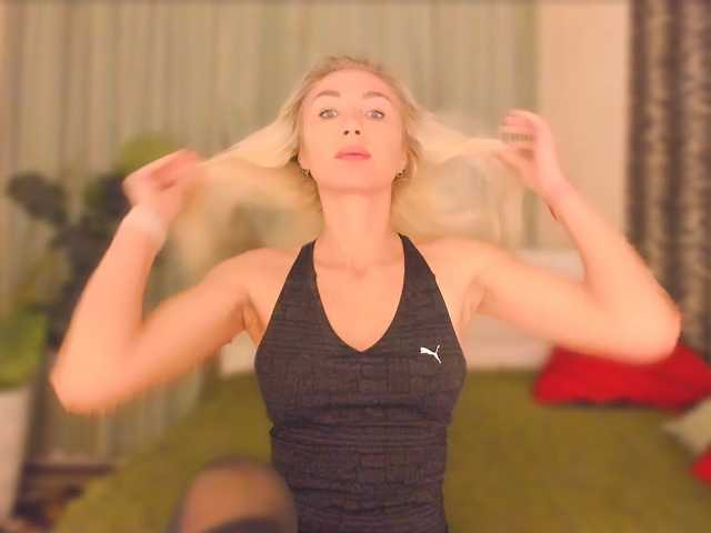 Ukraine777 live cam on BongaCams