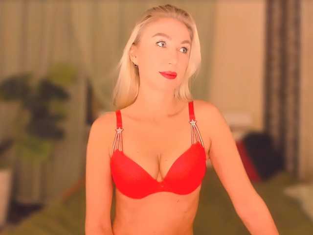 Ukraine777 live cam on BongaCams