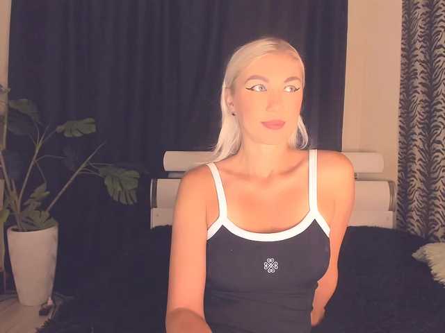Ukraine777 live cam on BongaCams